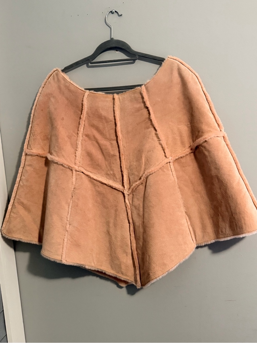 VTG Wilsons Leather Maxima Pink Suede Patchwork Poncho Cape Faux Fur Lined S/M